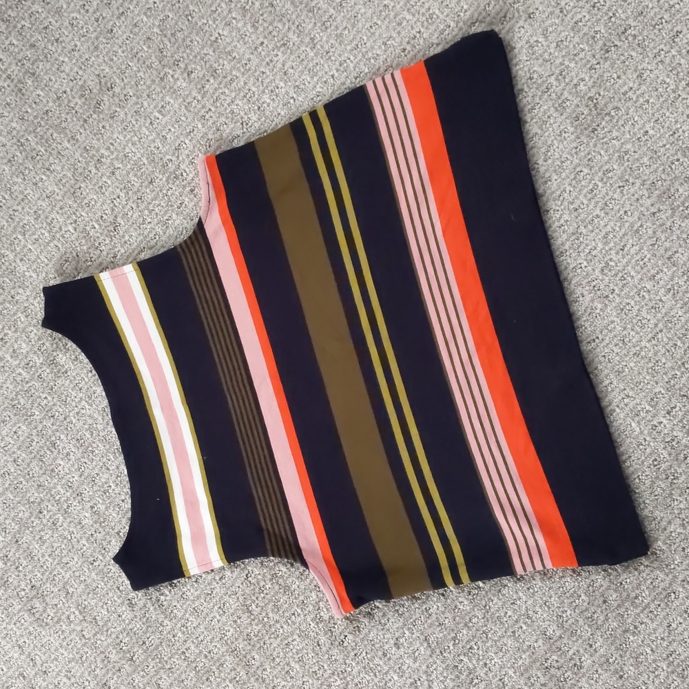 Adorable Ann Taylor Dark Blue Stripes Boatneck Sleeveless Top, Size L (P) - Picture 9 of 9
